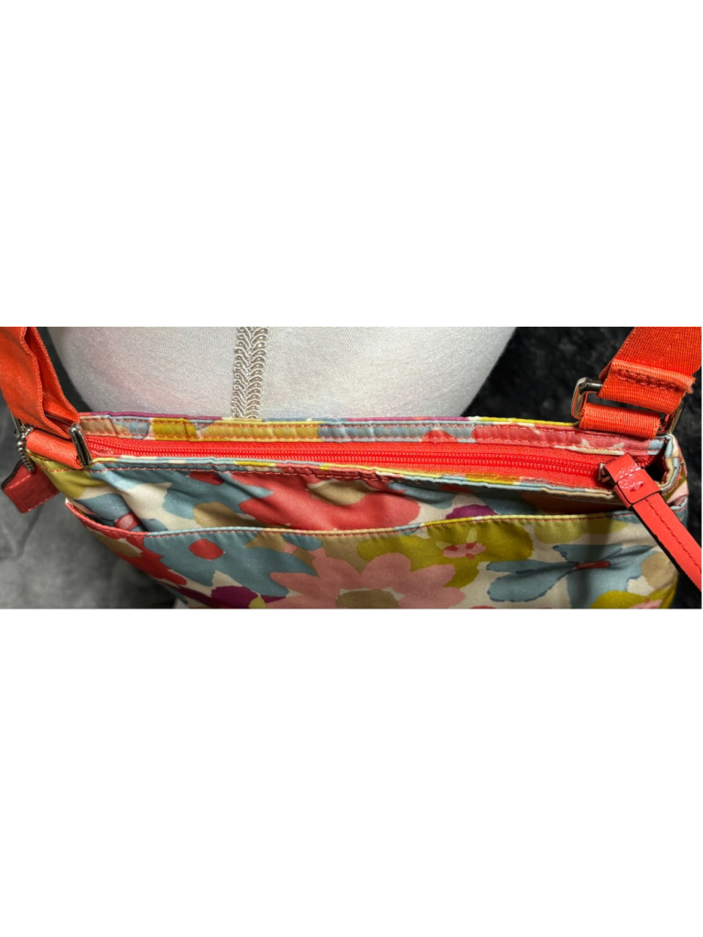 COACH Getaway Floral Nylon Y2K Travel Crossbody File Bag Multicolor F30021 - Picture 9 of 13